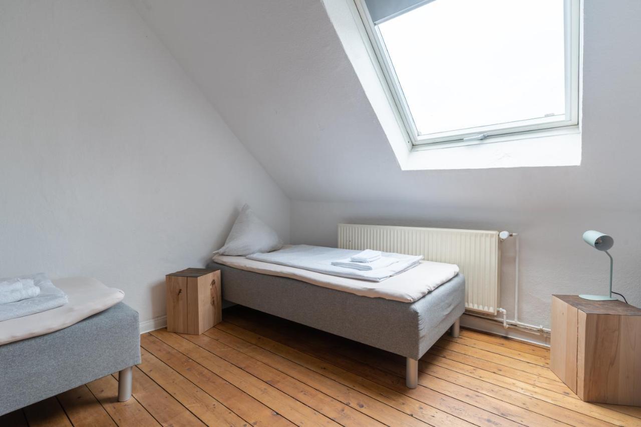 Stadtwohnungen Linden - Ferienwohnung Im Dachgeschoss هانوفر المظهر الخارجي الصورة