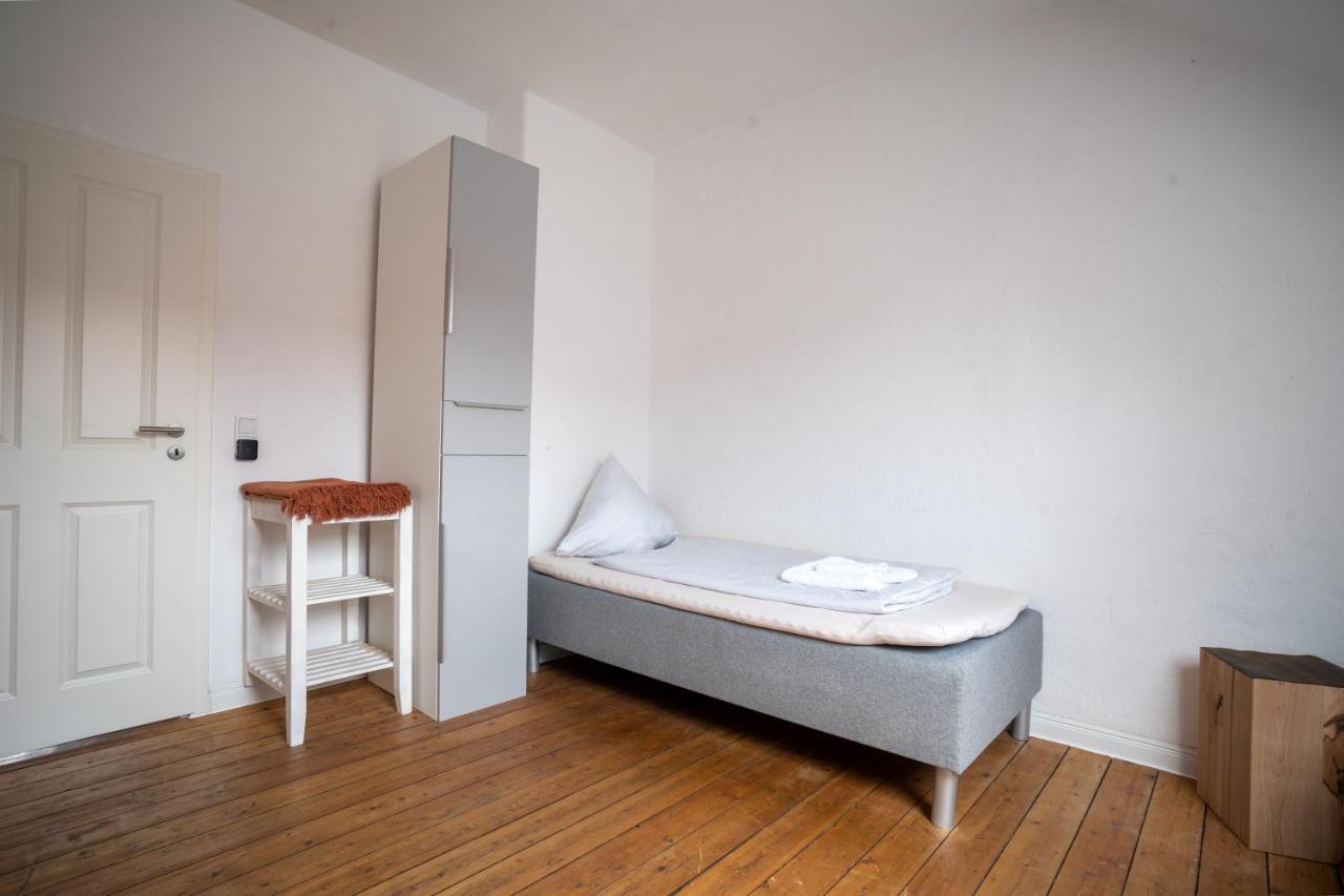 Stadtwohnungen Linden - Ferienwohnung Im Dachgeschoss هانوفر المظهر الخارجي الصورة